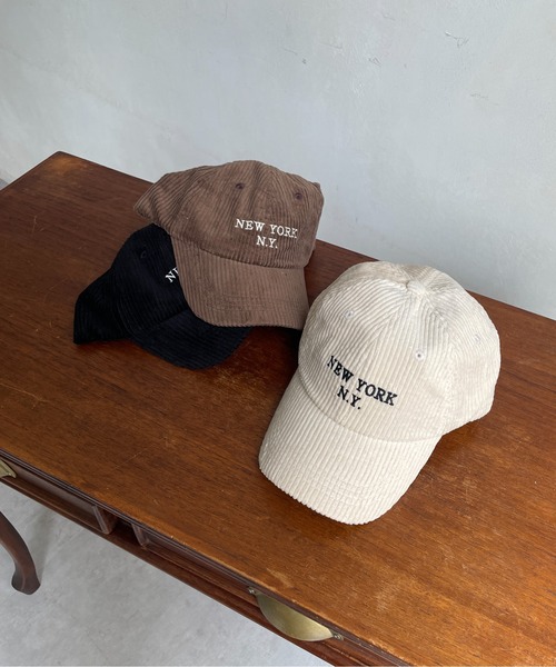 Thevon（ゼボン）の「コーデュロイ刺繍ロゴキャップ（キャップ・レディース・アイボリー/ブラック/ブラウン・FREE）」の5枚目の写真