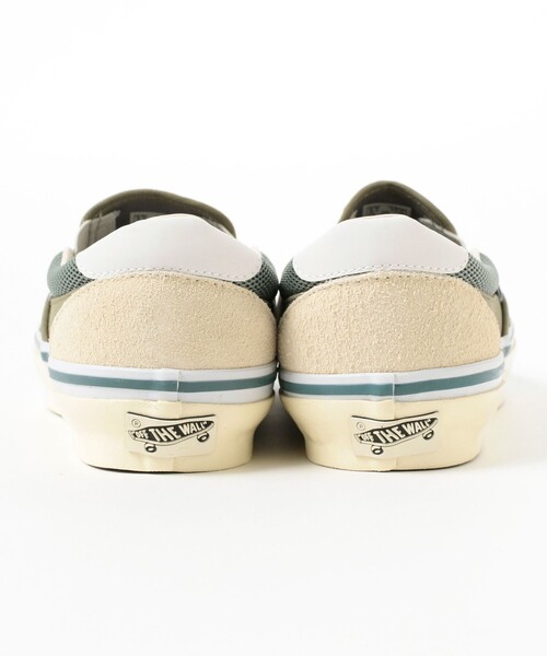 BEAMS(ビームス)の「VANS / TOKYO CRUISE スリッポン リイシュー 98 SP(スリッポン・メンズ・オリーブ/ネイビー・27.0cm/29.0cm/26.5cm/28.5cm/28.0cm/27.5cm/26.0cm)」の4枚目の写真