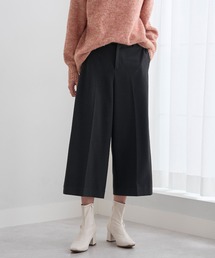 ウール調センタープレスクロップドパンツ