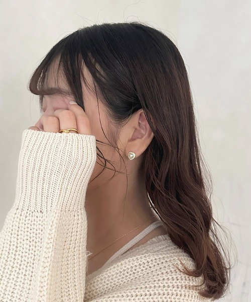 apres jour(アプレジュール)の「【apres jour×ARIAZ】ミニハートピアス(ピアス(両耳用)・レディース・ゴールド・FREE)」の2枚目の写真