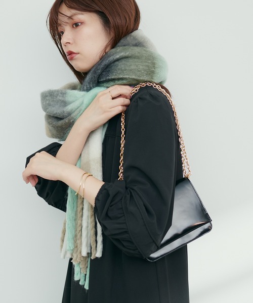 natural couture（ナチュラルクチュール）の「起毛フェイクウールチェックマフラー（ストール/ショール・レディース・オレンジ/グリーン/ブルー・FREE）」の4枚目の写真