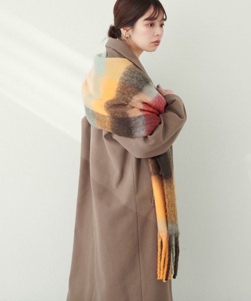 natural couture（ナチュラルクチュール）の「起毛フェイクウールチェックマフラー（ストール/ショール・レディース・オレンジ/グリーン/ブルー・FREE）」の14枚目の写真