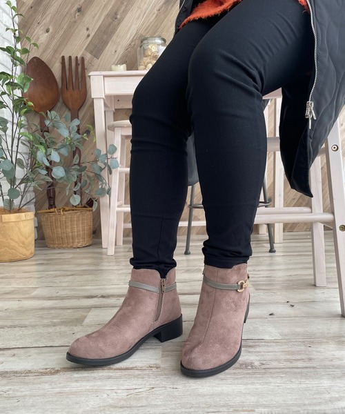 LUGG NAGG(ラグナグ)の「【Fiammifero】ビットつきサイドファスナーショートブーツ【軽量】(ブーツ・レディース・ダークブラウン/ベージュ/ブラック・LL/M/S/L)」の14枚目の写真