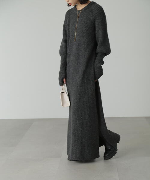 FREE'S MART（フリーズマート）の「ボリュームスリーブ畦ニットワンピース（ワンピース・レディース・ブラック/ライトグリーン/ベージュ・SMALL/MEDIUM）」の11枚目の写真