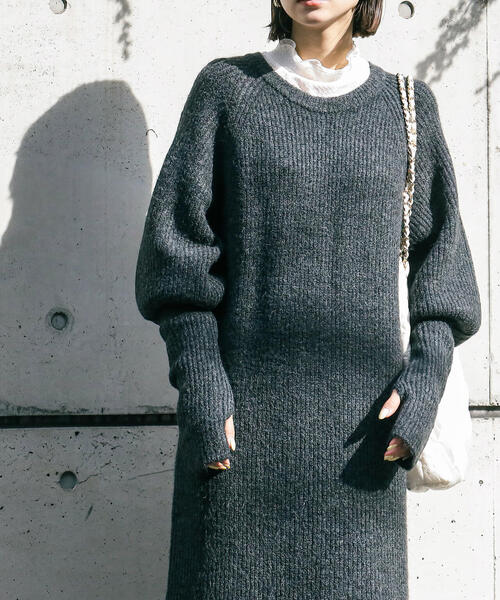 FREE'S MART（フリーズマート）の「ボリュームスリーブ畦ニットワンピース（ワンピース・レディース・ブラック/ライトグリーン/ベージュ・SMALL/MEDIUM）」の12枚目の写真