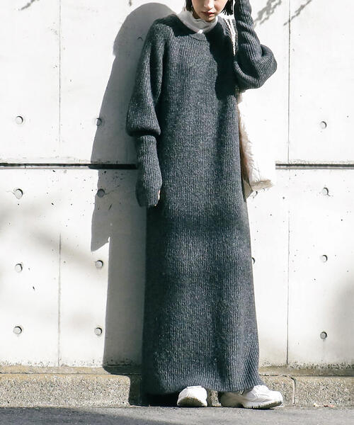 FREE'S MART（フリーズマート）の「ボリュームスリーブ畦ニットワンピース（ワンピース・レディース・ブラック/ライトグリーン/ベージュ・SMALL/MEDIUM）」の16枚目の写真