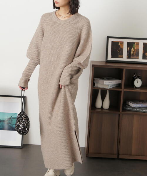 FREE'S MART（フリーズマート）の「ボリュームスリーブ畦ニットワンピース（ワンピース・レディース・ブラック/ライトグリーン/ベージュ・SMALL/MEDIUM）」の15枚目の写真