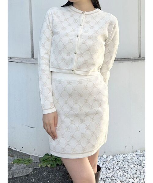 MERCURYDUO(マーキュリーデュオ)の「モノグラム風カーデニットセットアップ(ワンピース・レディース・ブラック/アイボリー・SMALL/MEDIUM)」の2枚目の写真