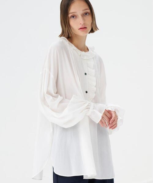 ■未使用品LANVIN en Bleuアシンメトリーフリルブラウス袖ライン入り黒 LANVIN en Bleu（ランバンオンブルー）の「トリアセローン