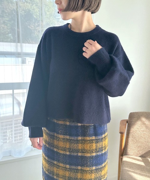 LEPSIM(レプシィム)の「5ゲージアンゴラミックスプルオーバー 984150(ニット/セーター・レディース・グレー/ブルー/ネイビー/グリーン・FREE)」の17枚目の写真