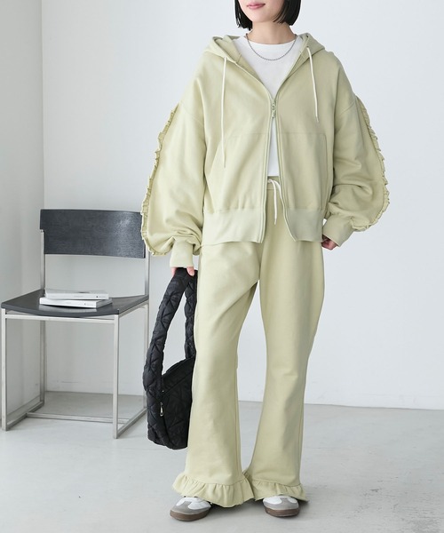 forksy.（フォルクシー）の「【forksy.】【セットアップ対応】スウェットオーバーサイズフリルパーカー（パーカー・レディース・ネイビー/オートミール/ライム・FREE）」の22枚目の写真