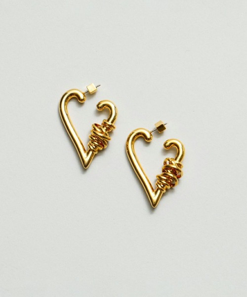 LAPUIS(ラピュイ)の「【LAPUIS】コイルハートフープピアス 234-220101(ピアス(両耳用)・レディース・ゴールド/マルチ/シルバー・FREE)」の4枚目の写真