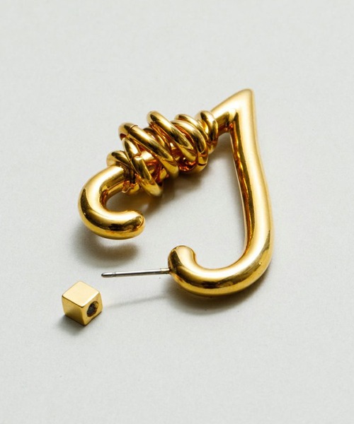 LAPUIS(ラピュイ)の「【LAPUIS】コイルハートフープピアス 234-220101(ピアス(両耳用)・レディース・ゴールド/マルチ/シルバー・FREE)」の6枚目の写真