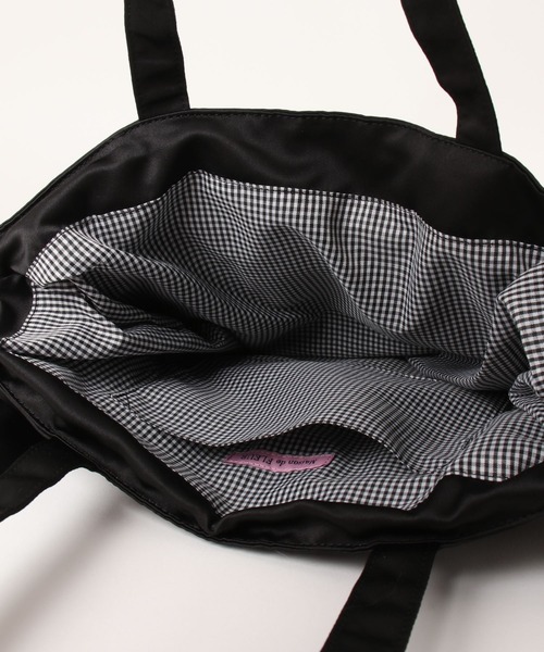 Maison de FLEUR(メゾンドフルール)の「ダブルリボンギャザートートバッグ(トートバッグ・レディース・ピンクベージュ/ブラック/アイボリー/ネイビー・FREE)」の7枚目の写真