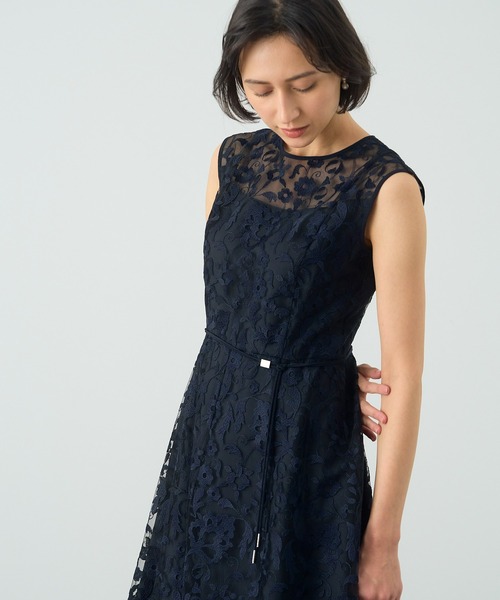 ANAYI（アナイ）の「ホップフラワーレースフレア ワンピース（ワンピース・レディース・ベージュ/ネイビー・36/38）」の5枚目の写真
