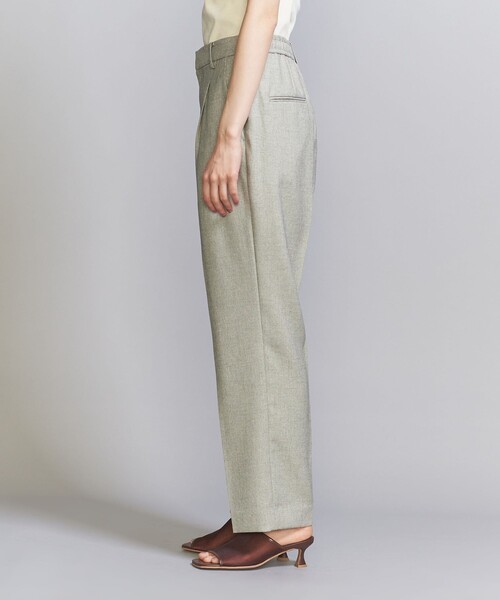 BEAUTY&YOUTH UNITED ARROWS（ビューティーアンドユースユナイテッドアローズ）の「リネンライク タックテーパード パンツ（スラックス・レディース・ナチュラル/ネイビー/その他9・L/S/XS/M）」の18枚目の写真