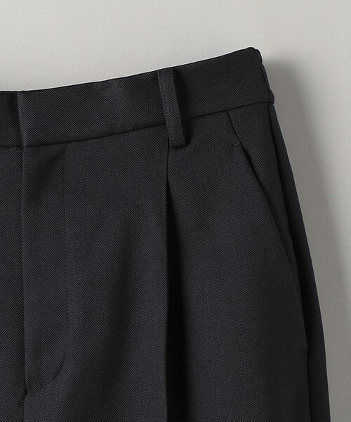 BEAUTY&YOUTH UNITED ARROWS（ビューティーアンドユースユナイテッドアローズ）の「リネンライク タックテーパード パンツ（スラックス・レディース・ナチュラル/ネイビー/その他9・L/S/XS/M）」の21枚目の写真