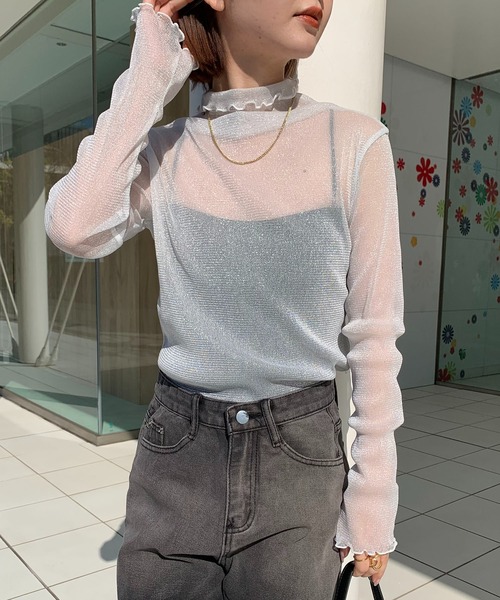 SHEPP(シープ)の「シアー ラメフリルネックカットソー(Tシャツ/カットソー・レディース・ブラック/ホワイト/ブラウン/ブルー・FREE)」の12枚目の写真