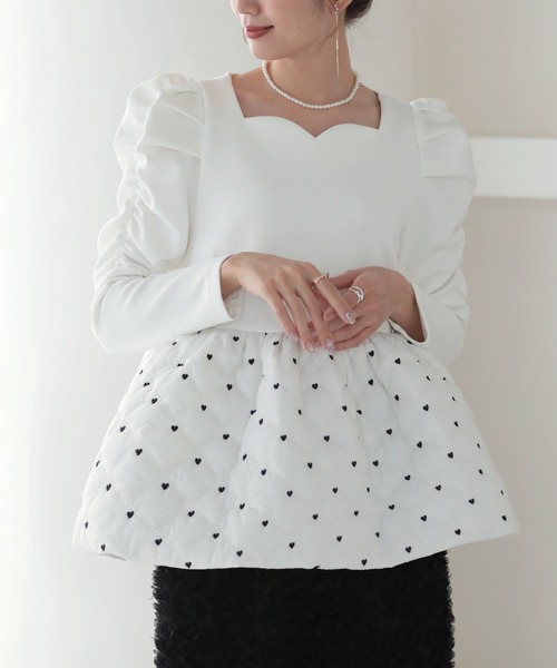 MERAKI（メラキ）の「[MERAKI] ハートキルティングトップス（Tシャツ