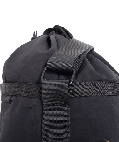 Arnold Palmer（アーノルドパーマー）の「ドローコード シェア ショルダｰバッグ（ショルダーバッグ・レディース・ブラック/カーキ・F）」の6枚目の写真