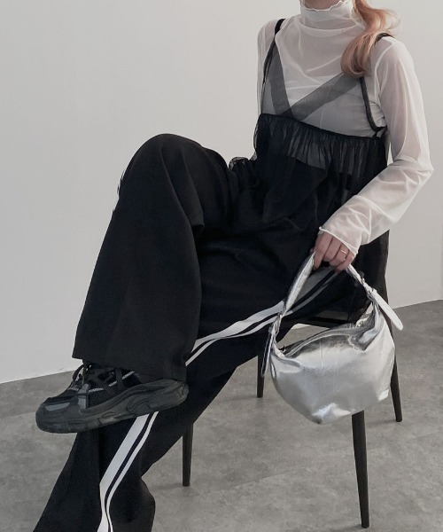 Reurie'（レウリィ）の「チュールキャミビスチェ／tulle cami bustier シアー シースルー 透け感 キャミソール レイヤード 重ね着 カジュアル 綺麗め レディライク ガーリー 韓国（チュニック・レディース・ブラック/ブラック系その他・FREE）」の4枚目の写真
