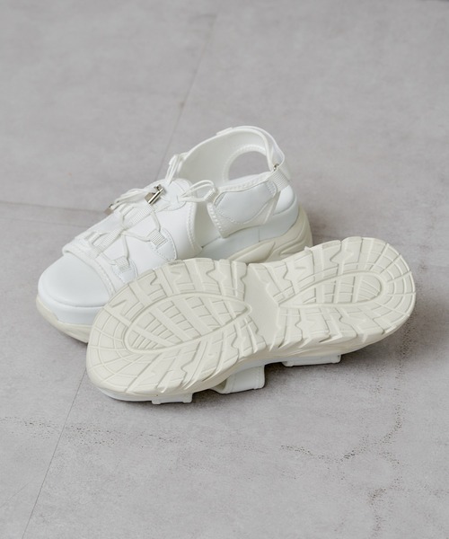 Chico(チコ)の「ドロストバルキーソールスポサン(サンダル・レディース・ブラック/グレー/ホワイト・LARGE/MEDIUM/SMALL)」の7枚目の写真