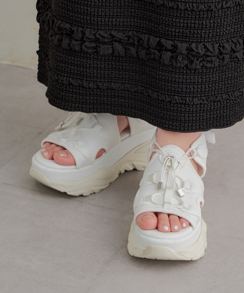 Chico(チコ)の「ドロストバルキーソールスポサン(サンダル・レディース・ブラック/グレー/ホワイト・LARGE/MEDIUM/SMALL)」の12枚目の写真