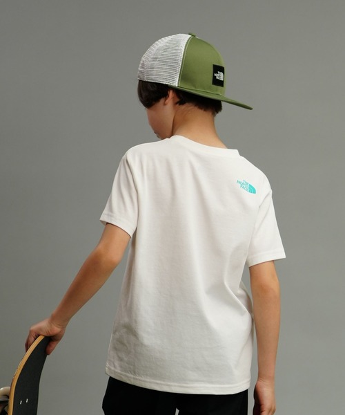 THE NORTH FACE(ザノースフェイス)の「THE NORTH FACE/ザ・ノース・フェイス THE NORTH FACE/ザ・ノース・フェイス S/S COLORED SQUARE LOGO TEE キッズ UVケア NTJ32361(Tシャツ/カットソー・キッズ・ホワイト×ブルー/ホワイト×ブラック/ホワイト×パープル・100cm/110cm/120cm/130cm/140cm/150cm)」の4枚目の写真