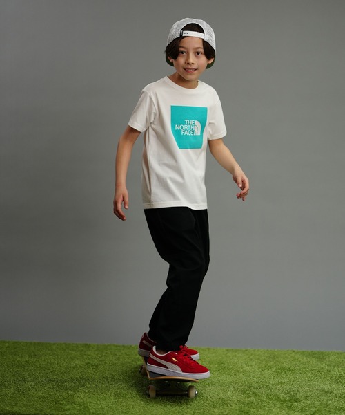 THE NORTH FACE(ザノースフェイス)の「THE NORTH FACE/ザ・ノース・フェイス THE NORTH FACE/ザ・ノース・フェイス S/S COLORED SQUARE LOGO TEE キッズ UVケア NTJ32361(Tシャツ/カットソー・キッズ・ホワイト×ブルー/ホワイト×ブラック/ホワイト×パープル・100cm/110cm/120cm/130cm/140cm/150cm)」の5枚目の写真