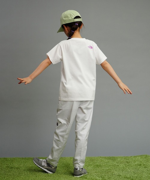 THE NORTH FACE(ザノースフェイス)の「THE NORTH FACE/ザ・ノース・フェイス THE NORTH FACE/ザ・ノース・フェイス S/S COLORED SQUARE LOGO TEE キッズ UVケア NTJ32361(Tシャツ/カットソー・キッズ・ホワイト×ブルー/ホワイト×ブラック/ホワイト×パープル・100cm/110cm/120cm/130cm/140cm/150cm)」の18枚目の写真