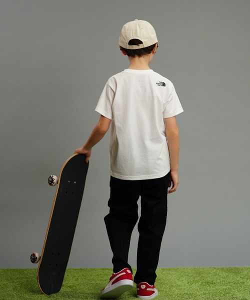 THE NORTH FACE(ザノースフェイス)の「THE NORTH FACE/ザ・ノース・フェイス THE NORTH FACE/ザ・ノース・フェイス S/S COLORED SQUARE LOGO TEE キッズ UVケア NTJ32361(Tシャツ/カットソー・キッズ・ホワイト×ブルー/ホワイト×ブラック/ホワイト×パープル・100cm/110cm/120cm/130cm/140cm/150cm)」の11枚目の写真