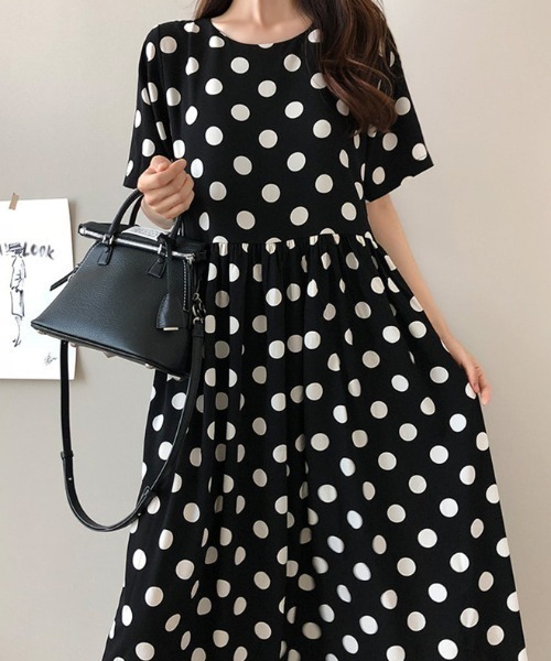 COCOMOMO(ココモモ)の「ドットワンピース フレアワンピース ウエストギャザー ドット柄 半袖 ワンピース ロング 夏服(ワンピース・レディース・ブラック/ネイビー・M/L/XL)」の3枚目の写真