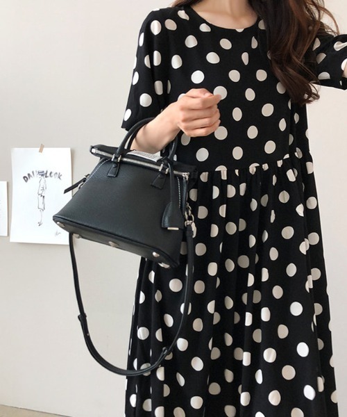 COCOMOMO(ココモモ)の「ドットワンピース フレアワンピース ウエストギャザー ドット柄 半袖 ワンピース ロング 夏服(ワンピース・レディース・ブラック/ネイビー・M/L/XL)」の4枚目の写真
