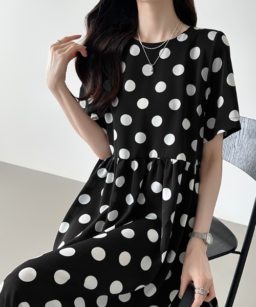 COCOMOMO(ココモモ)の「ドットワンピース フレアワンピース ウエストギャザー ドット柄 半袖 ワンピース ロング 夏服(ワンピース・レディース・ブラック/ネイビー・M/L/XL)」の10枚目の写真