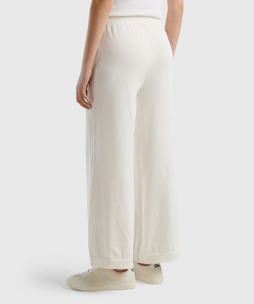 BENETTON (UNITED COLORS OF BENETTON)（ベネトンユナイテッドカラーズオブベネトン）の「コットン100％ニット無地ワイドパンツ（その他パンツ・レディース・ブラック/オフホワイト/ネイビー/ラベンダー・XX-SMALL/X-SMALL/SMALL/MEDIUM）」の19枚目の写真