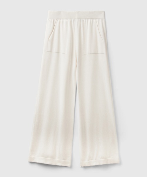 BENETTON (UNITED COLORS OF BENETTON)（ベネトンユナイテッドカラーズオブベネトン）の「コットン100％ニット無地ワイドパンツ（その他パンツ・レディース・ブラック/オフホワイト/ネイビー/ラベンダー・XX-SMALL/X-SMALL/SMALL/MEDIUM）」の17枚目の写真