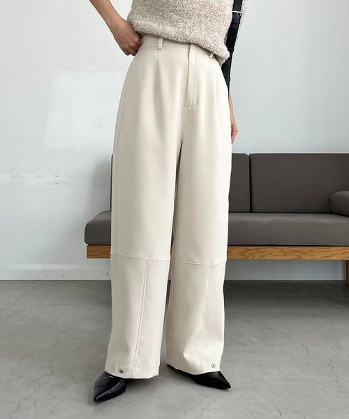 CAPRICIEUX LE'MAGE(カプリシューレマージュ)の「2WAY裾タックパンツ(その他パンツ・レディース・ホワイト系その他/ブラック・36/38)」の5枚目の写真