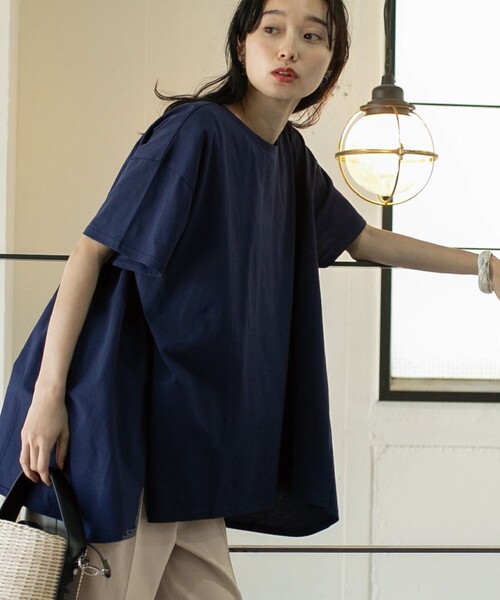 coen(コーエン)の「AラインチュニックTシャツ(WEB限定カラー)(Tシャツ/カットソー・レディース・ネイビー/ベージュ/ホワイト/オリーブ/ブラック・FREE)」の5枚目の写真