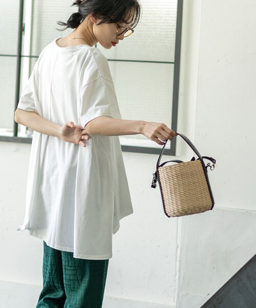 coen(コーエン)の「AラインチュニックTシャツ(WEB限定カラー)(Tシャツ/カットソー・レディース・ネイビー/ベージュ/ホワイト/オリーブ/ブラック・FREE)」の10枚目の写真