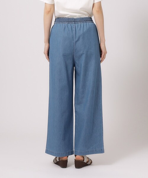 SHOO・LA・RUE（シューラルー）の「◆【洗える】大人の柔らかデニムワイドパンツ（デニムパンツ・レディース・ネイビー/ブルー系その他・03/04/02）」の17枚目の写真