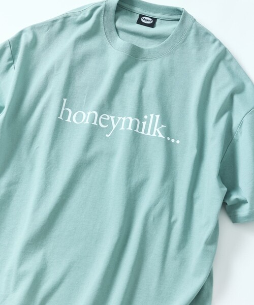 FREAK'S STORE（フリークスストア）の「限定展開 ビッグシルエット ロゴプリント クルーネック Tシャツ / honeymilk（Tシャツ/カットソー・メンズ・ネイビー/チャコールグレー/サックスブルー/ホワイト・SMALL/LARGE/MEDIUM）」の22枚目の写真