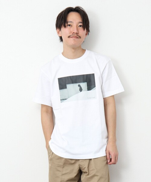 NOLLEY’S(ノーリーズ)の「Landscape with people T-shirts フォトプリントTシャツ(Tシャツ/カットソー・メンズ・オフホワイト/チャコールグレー/グレー/ブラック/ホワイト/キナリ・M/L/S)」の9枚目の写真