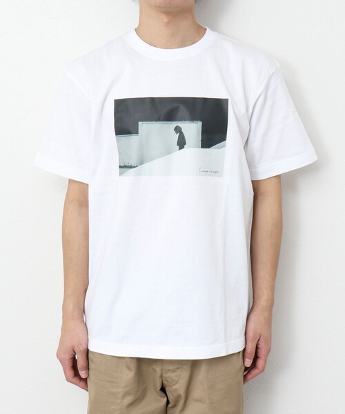 NOLLEY’S(ノーリーズ)の「Landscape with people T-shirts フォトプリントTシャツ(Tシャツ/カットソー・メンズ・オフホワイト/チャコールグレー/グレー/ブラック/ホワイト/キナリ・M/L/S)」の12枚目の写真