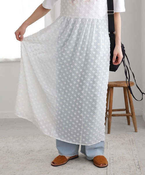 Crisp(クリスプ)の「【ZOZO限定】フラワージャカードシアーワンピース(ワンピース・レディース・ホワイト・FREE)」の10枚目の写真