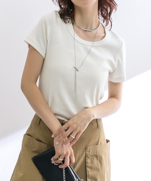 RIVE DROITE（リヴドロワ）の「MONN.:.(モン)/UネックTee（Tシャツ/カットソー・レディース・チャコールグレー/ブラック/ホワイト・FREE）」の2枚目の写真