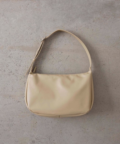 EFOLE（エフォル）の「【ZOZO限定】Round shoulder bag / ラウンド ショルダーバッグ（ショルダーバッグ・レディース・ブラック/ベージュ・FREE）」の8枚目の写真