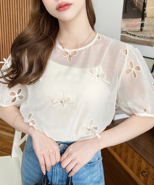 セール】ビジューリボン付きフラワー刺繍半袖ブラウス（シャツ