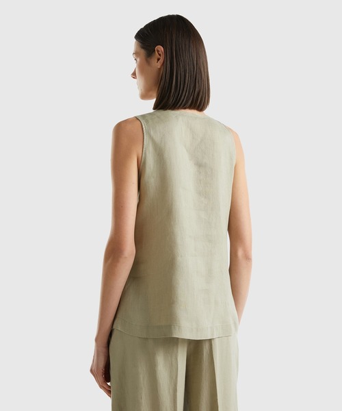BENETTON (UNITED COLORS OF BENETTON)(ベネトンユナイテッドカラーズオブベネトン)の「リネン100%ノースリーブVネックAラインブラウス(シャツ/ブラウス・レディース・ピンクベージュ/カーキ/イエロー/ブラック・SMALL/MEDIUM/X-SMALL/XX-SMALL)」の9枚目の写真