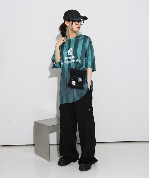 2025年春の セール】[UNISEX][バッチランダム] サコッシュナイロン ショルダーバッグ