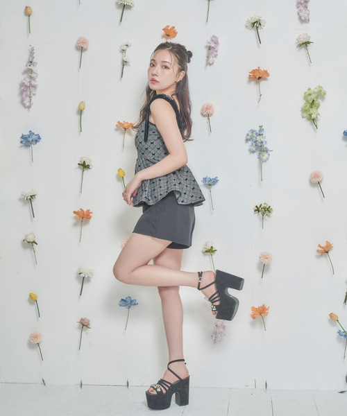 ANDGEEBEE（アンジービー）の「リボンペプラムビスチェ（その他トップス・レディース・ホワイト/ブラック・FREE）」の15枚目の写真